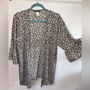 HEIMISH USA Black and Cream Leopard Print Open-Front Cardigan